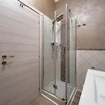 Close To The With Wifi & Ac By Host Hero