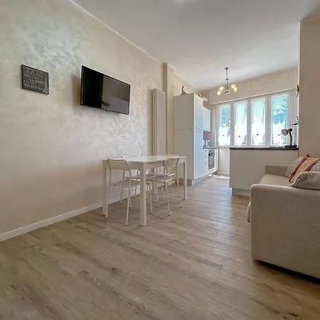 Moderno Monolocale Sul Mare Con Wifi & A/c Apartment