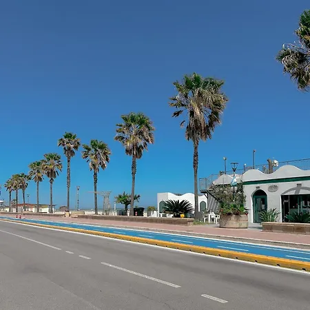 Moderno Monolocale Sul Mare Con Wifi & A/c Lido di Fermo