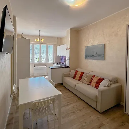 Apartment Moderno Monolocale Sul Mare Con Wifi & A/c *