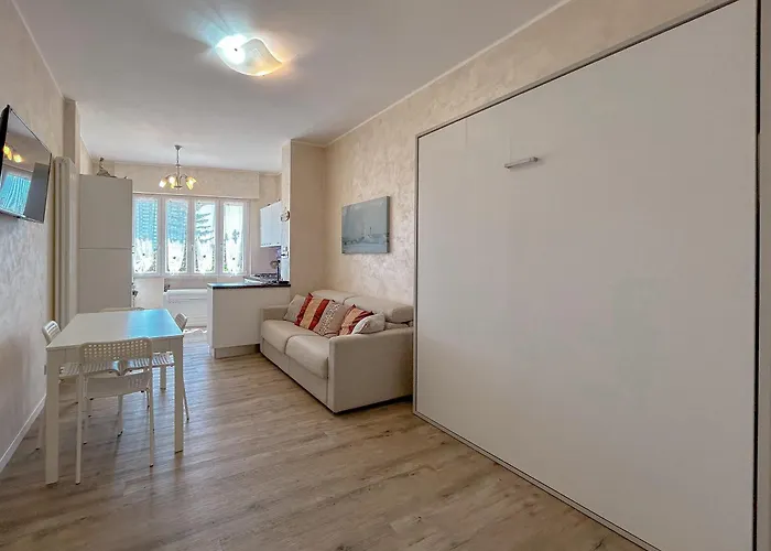 Close To The With Wifi & Ac By Host Hero Lido di Fermo