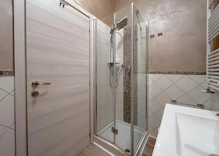 Close To The With Wifi & Ac By Host Hero