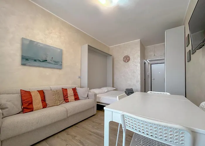 Close To The With Wifi & Ac By Host Hero Appartamento