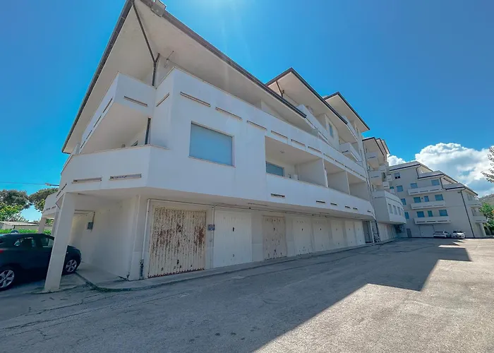 Close To The With Wifi & Ac By Host Hero Appartamento *